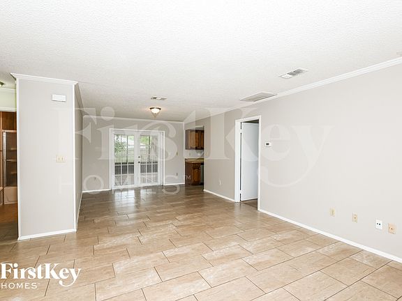 4th image of 2278 Hialeah St NE