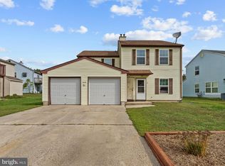 21 Maynard Dr, Sicklerville, NJ 08081