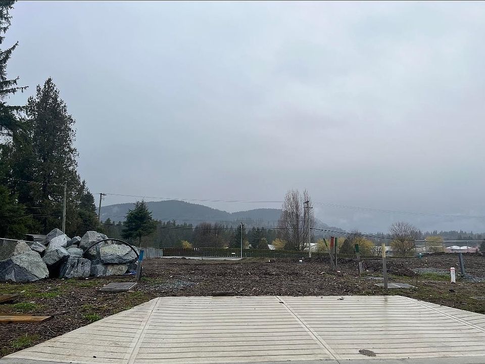 1st image of 33661 Bowie Dr