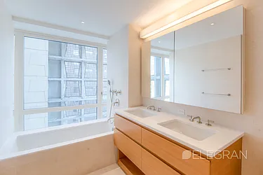 Rented by (Legacy) Elegran