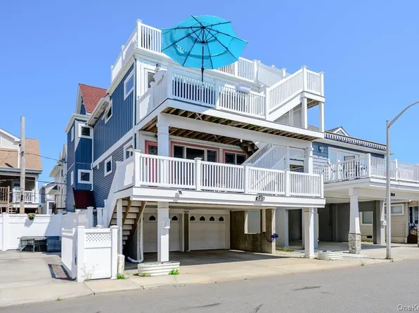 90 Wyoming Ave, Long Beach, NY 11561