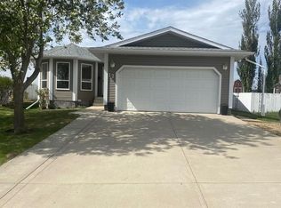 12 W Clearwater Cres, Wetaskiwin, AB T9A3R4
