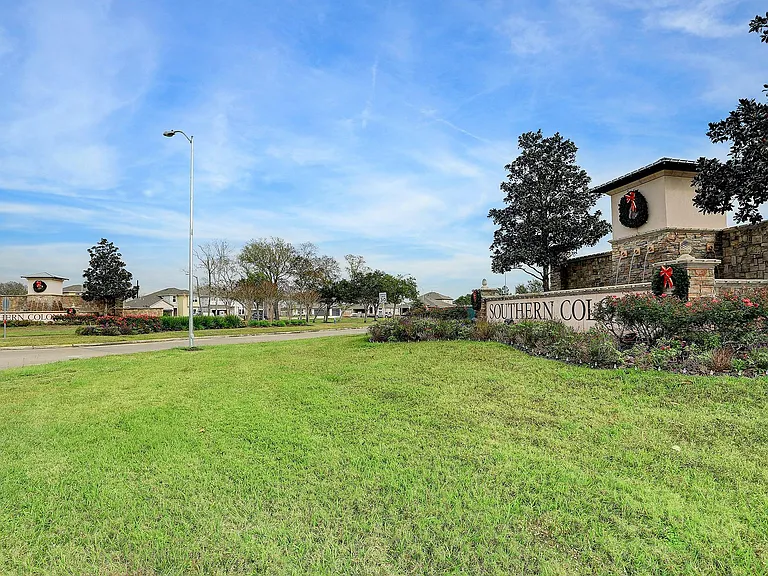 223 Sunset Colony Dr — Photo 35