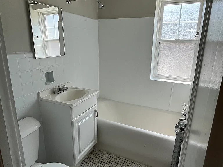 The Avalon — Photo 14