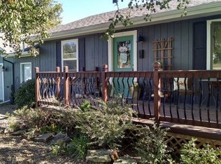 2414 Flag Rd, Abilene, KS 67410