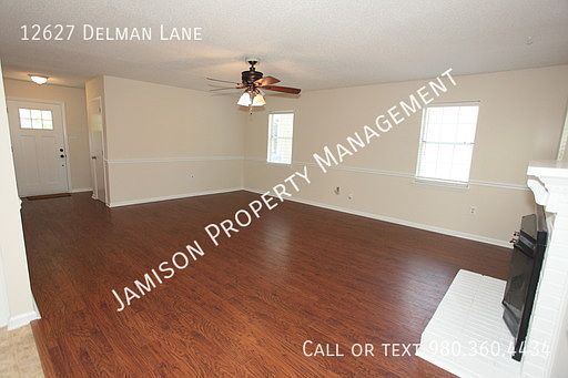 3rd image of 12627 Delman Ln