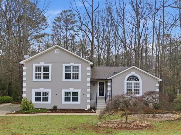 1543 Glencrest Trl, Lawrenceville, GA 30043