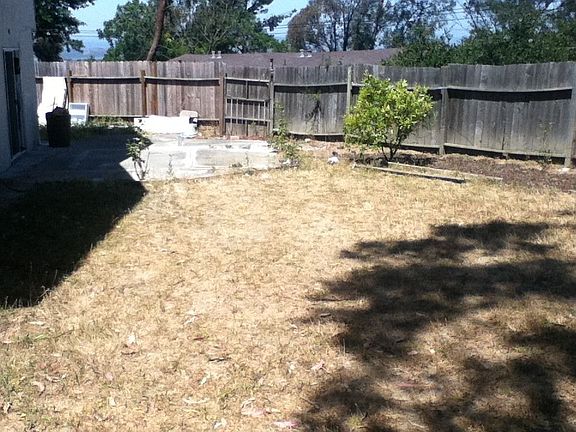 4th image of 5415 Morrow Dr APT A