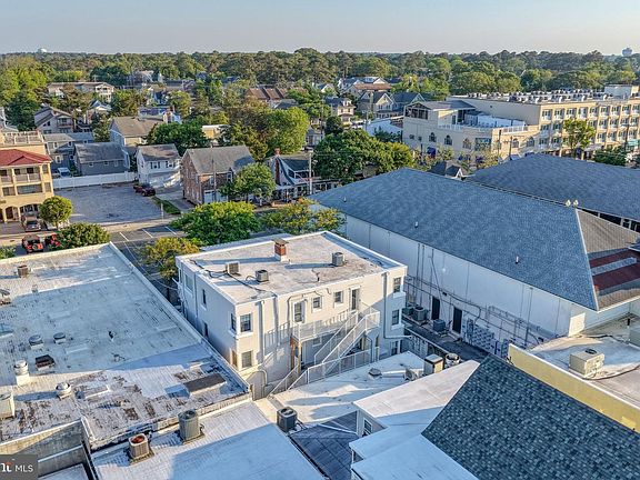 5th image of 21 Wilmington Ave #3W
