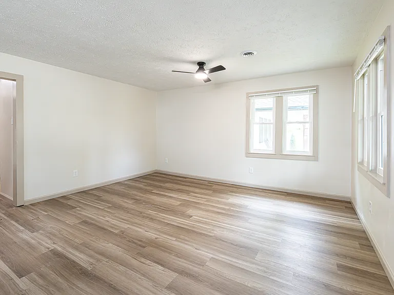 101 Winstead St — Photo 4