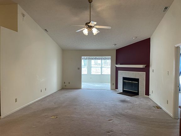 4th image of 3922 S Emilie Ct