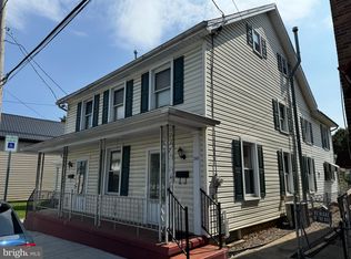 258/260 W King St, Chambersburg, PA 17201