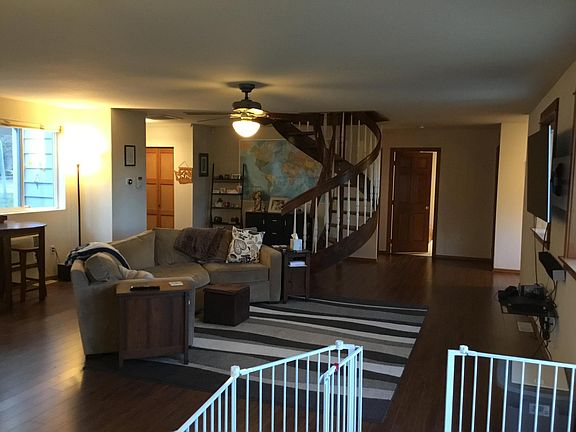 5th image of 4442 S 158th St