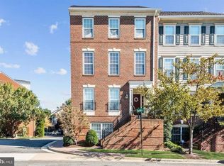 1617 Potomac Greens Dr #B, Alexandria, VA 22314