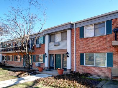 711 E Falcon Dr UNIT 103, Arlington Heights, IL, 60005