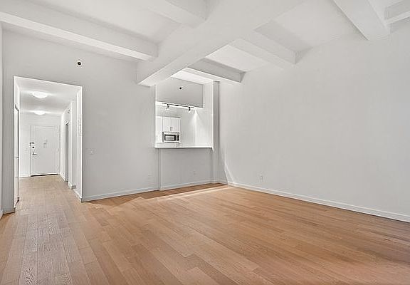 3rd image of 85 John St #4J