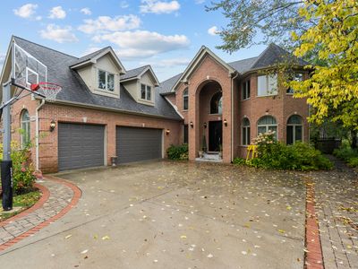 676 Greenwood Rd, Northbrook, IL, 60062
