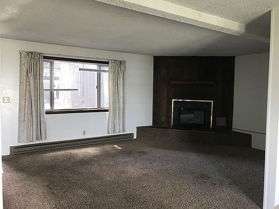4th image of 2101 S Garfield St APT 14