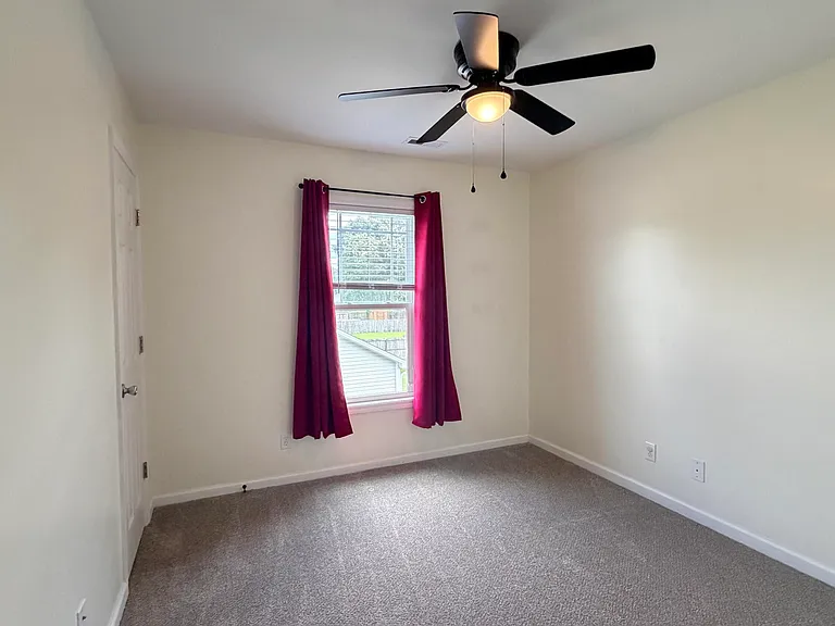218 Long Neck Dr — Photo 17