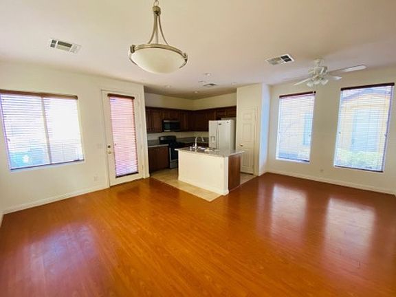 5th image of 8098 Watauga Ave