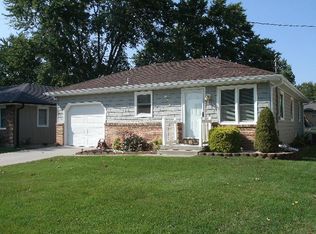 659 W Charles St, Marshall, MO 65340