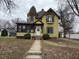 410 11th St SW, Willmar, MN 56201