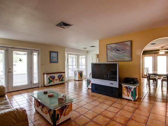 5th image of 6321 W Lupine Ave