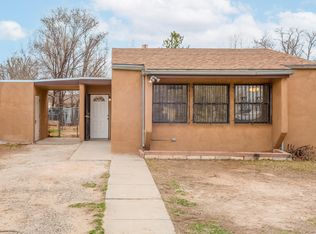 157 Sunset Pl SW, Albuquerque, NM 87105