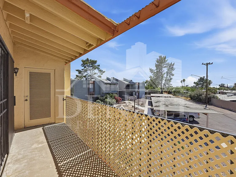808 S Langley Ave #201 — Photo 23