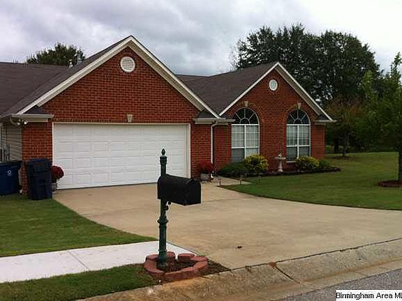2nd image of 220 Summer Hill Dr