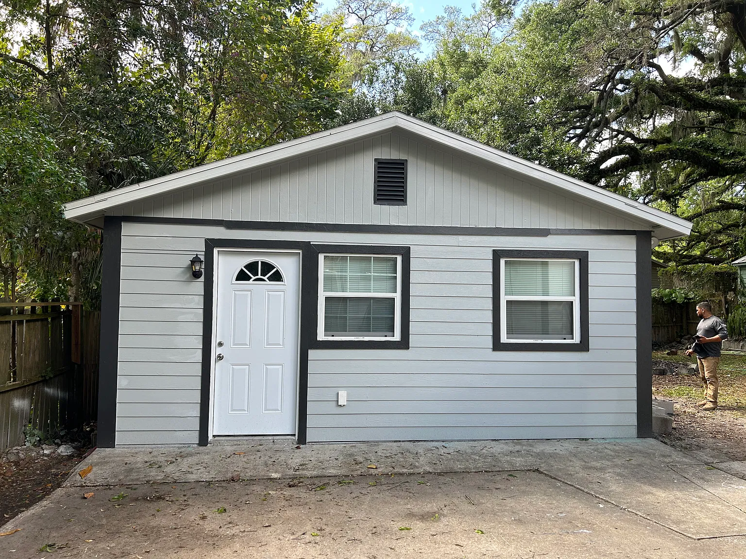 8004 N Alaska St — Photo 1