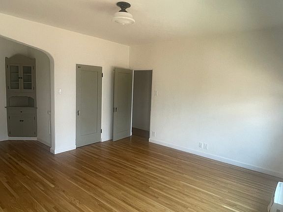2nd image of 1228 N Broadway APT 14