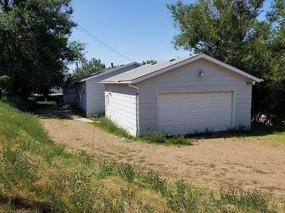 2nd image of 510 6th St N