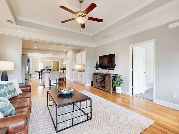 4th image of 4106 Alva Ln