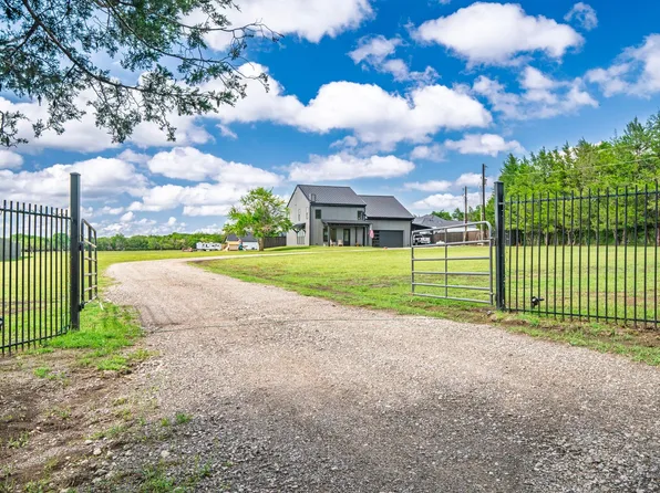 4949 County Road 2208, Greenville, TX 75402