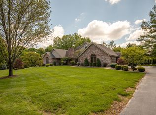 21 Lake Forest Dr, Saint Charles, MO 63301