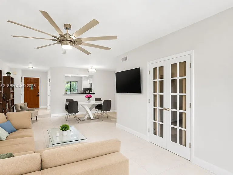 7758 La Mirada Dr #7758 — Photo 9