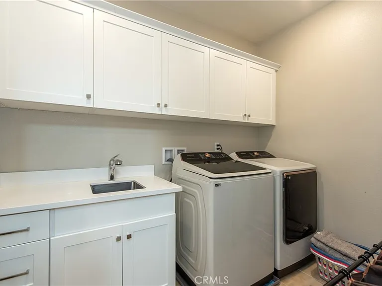 107 Pitch — Photo 10