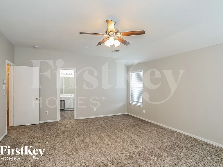 16318 Autumn Leigh Dr — Photo 9