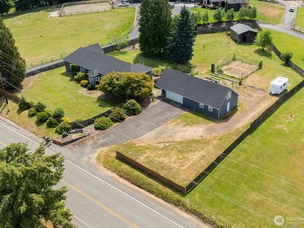 2102 Mt Brynion Road, Kelso, WA 98626