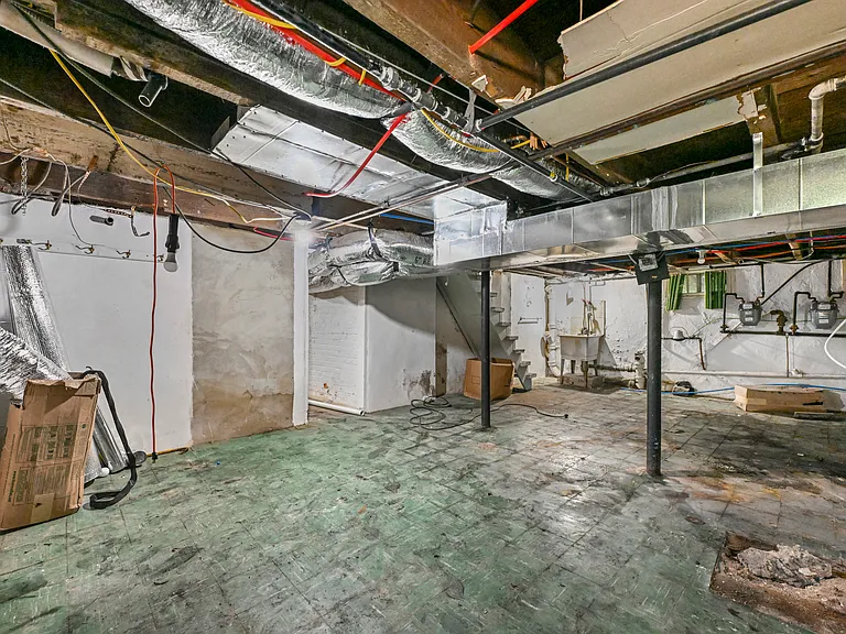 71 Maple St — Photo 26