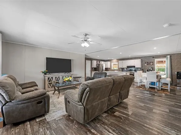 222 Kennedy Ln, Eddy, TX 76524
