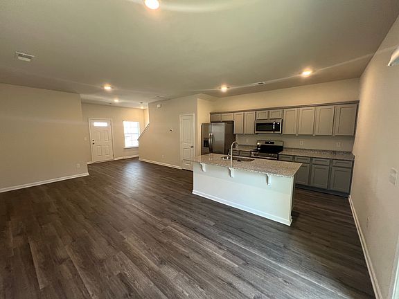 Open floor plan to enjoy everything.