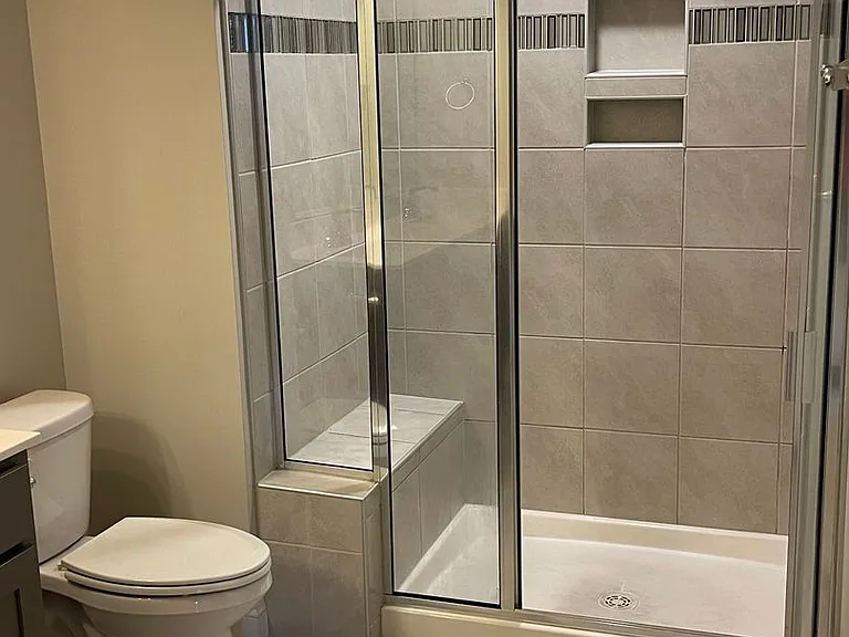 1010 Gateway Commons Cir — Photo 27
