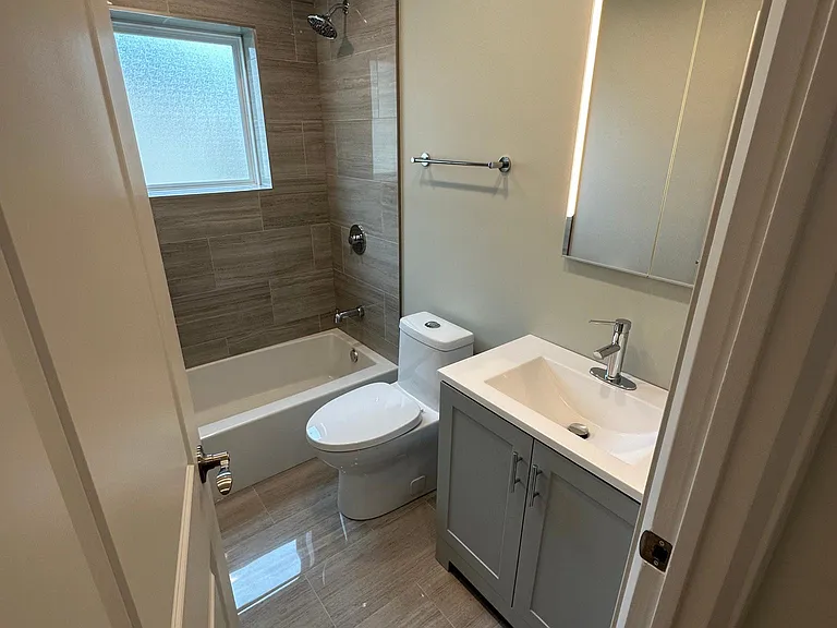 951 Mulberry Ln — Photo 23