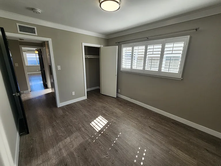 17200 Willard St — Photo 33