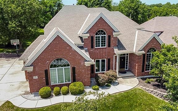 2nd image of 1416 NE Valley Forge Dr