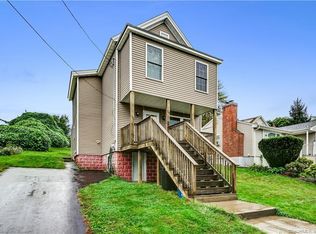 26 Charter Oak Ave, East Haven, CT 06512