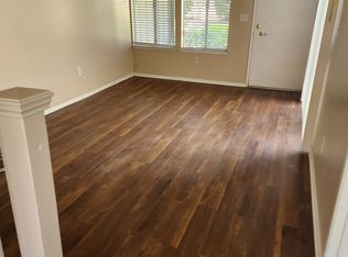 1341 Camelot Dr, Corona, CA 92882