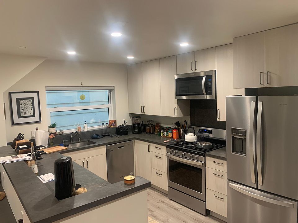 1st image of 250 21st Ave #5